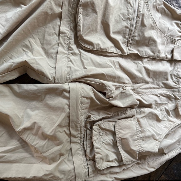 Women’s Cabelas Convertible Pants lightweight/outdoor/hiking/fishing - Picture 6 of 6